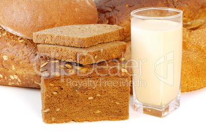 Different bread with milk
