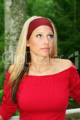 Portrait einer blonden Frau