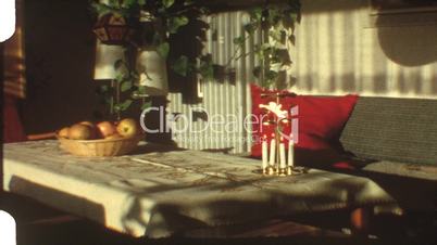 Weihnachtlich geschmücktes Wohnzimmer (8 mm-Film aus den 60er-Jahren)