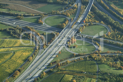 Weinsberger Kreuz,BAB-Kreuz Weinsberg,Luftaufnahme im herbstlichen Abendlicht,