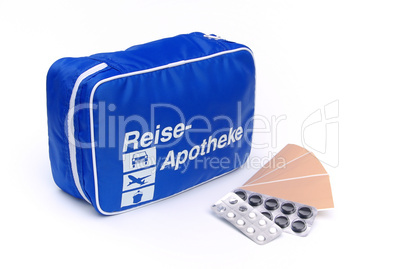 Reiseapotheke - first aid travel kit 04