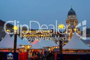 Berlin Weihnachtsmarkt Gendarmenmarkt - Berlin christmas market Gendarmenmarkt 02