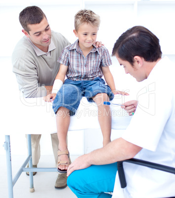 Doctor checking a patient reflexes