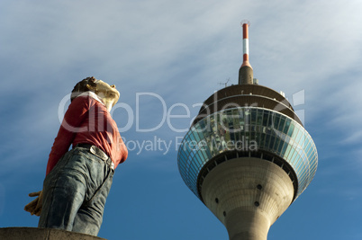 Blick zum Fernsehturm