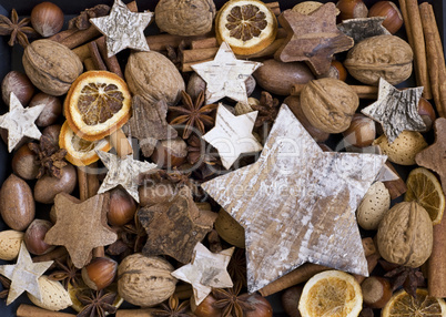 Weihnachtshintergrund mit Sternen