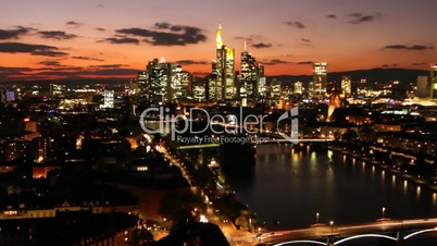 Zeitraffer Panorama mit ZoomIn Frankfurt am Main Time Lapse