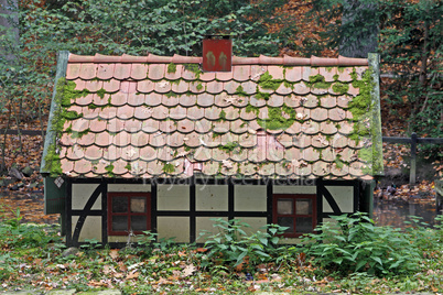 Miniaturhäuschen (Vogelhaus)