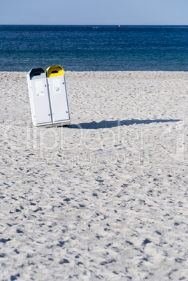 Strand Mülleimer