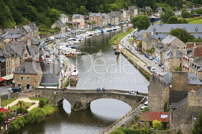 Blick auf Dinan