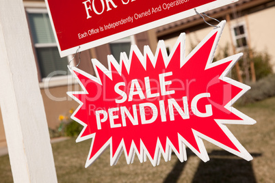 Sale Pending Real Estate Burst Sign
