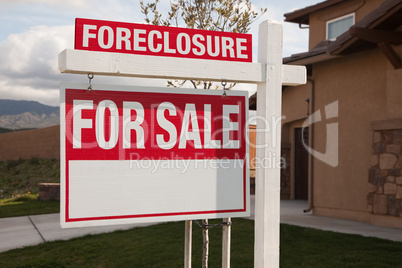 Foreclosure For Sale Real Estate Sign