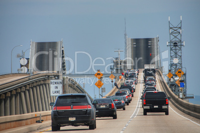 Queue in Lake Pontchartrain Causeway, New Orleans, LA