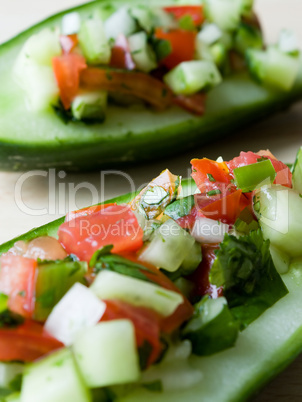 Indischer Gurkensalat