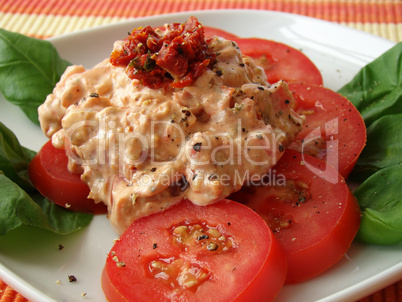 Dip mit Tomaten und Frischkäse