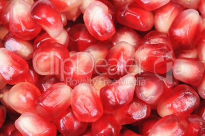 Pomegranate grains