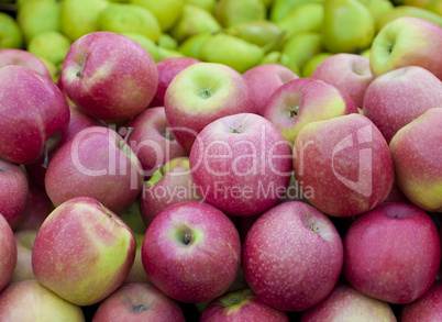 Apfel und Birnen bildfüllend
