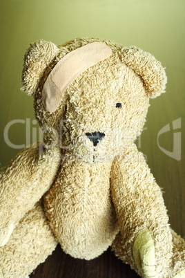 Verletzter Teddybär