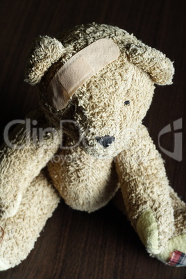 Verletzter Teddybär