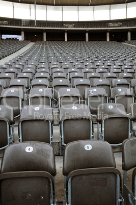 Sitzreihen im Olympiastadion in Berlin