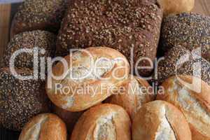 Brot und frische Brötchen