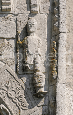 Figur an der Kirche St. Sigismund in Oberwittighausen