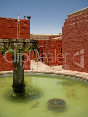 Brunnen im Kloster Santa Catalina / Monastery (Arequipa)