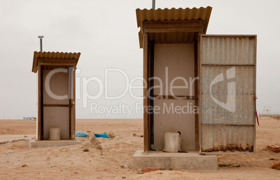 Toilette in Wüste
