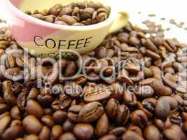 coffe beans and cup