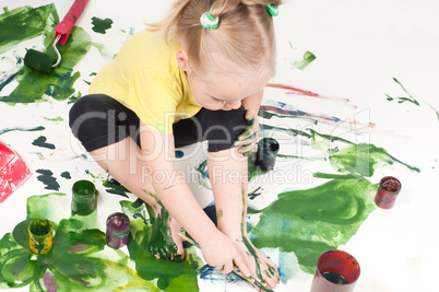 Little girl painting