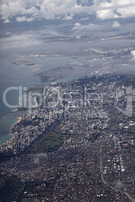 Flying into Honolulu