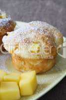 Mango Muffin