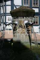 Zirbes-Brunnen
