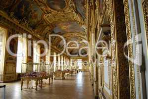 Golden room in Louvre