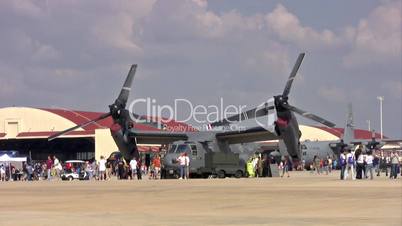 Airshow V-22 Osprey Flightline