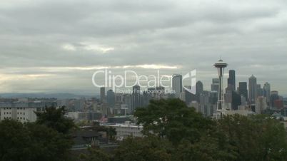 A cloudy morning in downtown Seattle (1 of 2)