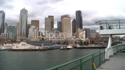 Ferry arrives in downtown Seattle