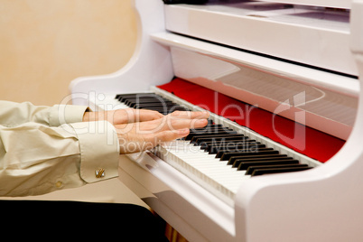 white piano