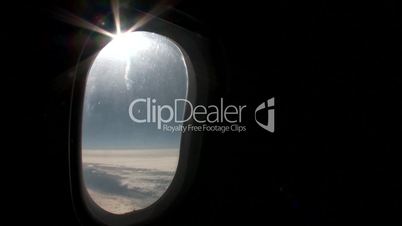 Flugzeugfenster / Airplane Window