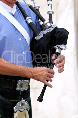 playing bagpipe