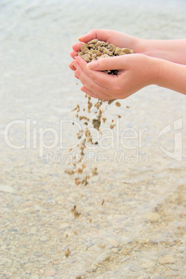 Hand mit Steinen - hand with stones 32