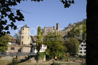 Kittsteintor und Burgruine in Wertheim