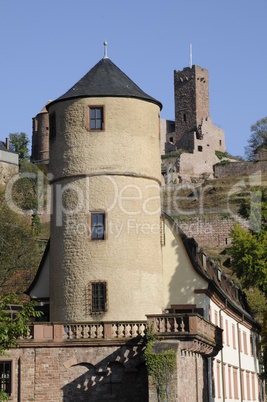 Kittsteintor und Burgruine in Wertheim