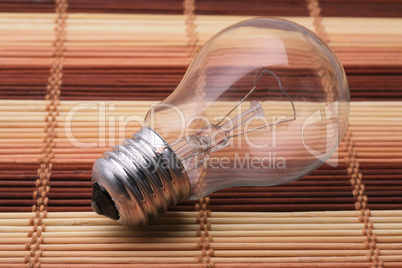 Bulb with an incandescent filament