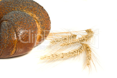 Sweet bagel with poppy seeds and wheat corn