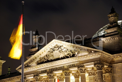 berlin reichstag night