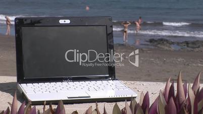 Laptop am Meer