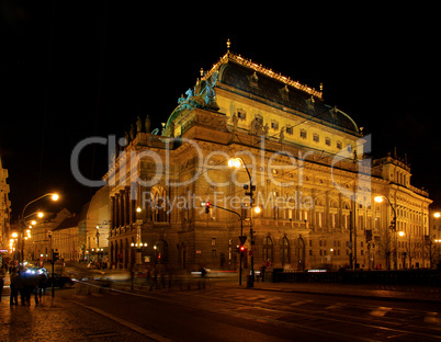 Prag Nationaltheater Nacht - Prague national theatre  night 02