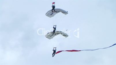 Skydivers Parachuting In Formation 02