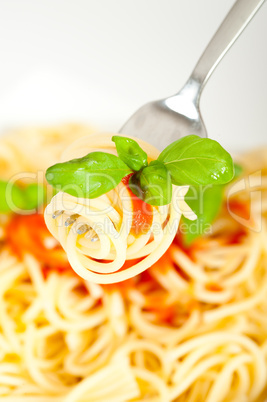 Spagetti mit Tomatensauce