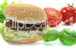 Hamburger mit frischem Gemüse